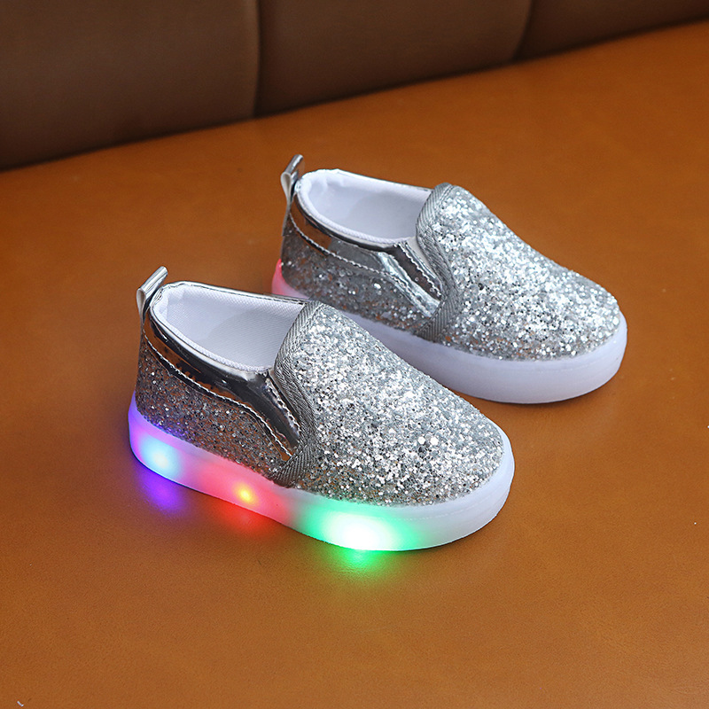 Kids LED Sneakers 4 Kids LED Sneakers - Image 4