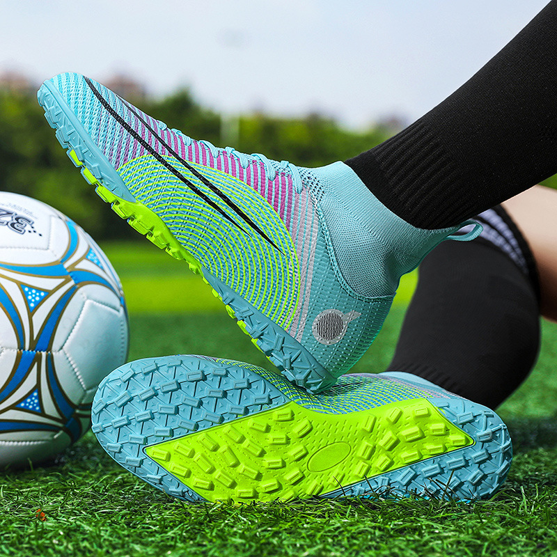 Kids Soccer Shoes 4 Kids Soccer Shoes - Image 4