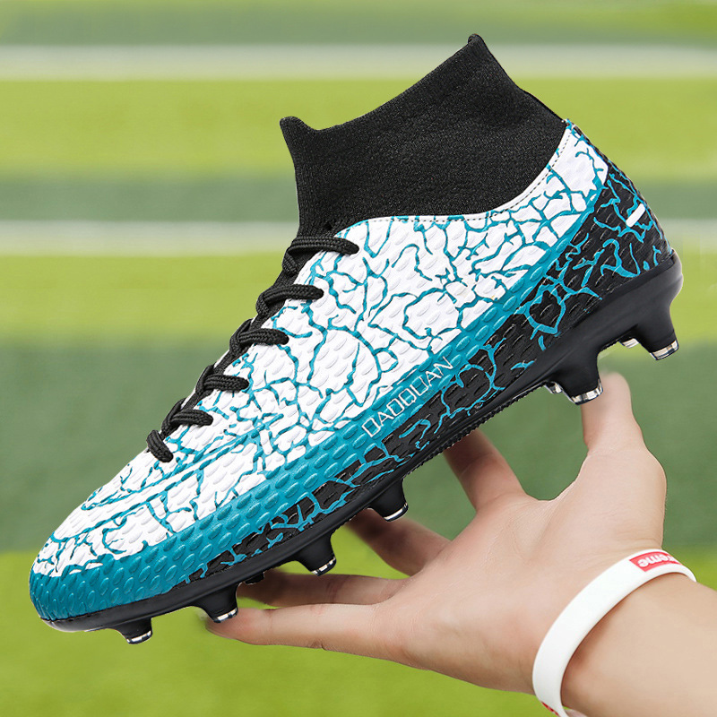 Men Soccer Shoes 5 Men Soccer Shoes - Image 5