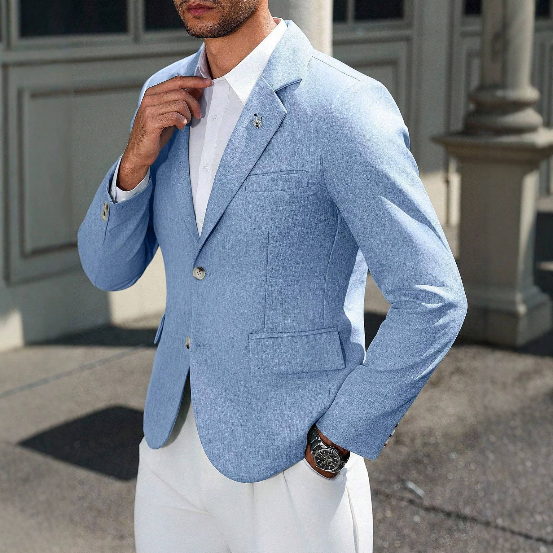 Single-breasted Blazer With A Notch Lapel 3 Single-breasted Blazer With A Notch Lapel - Image 3
