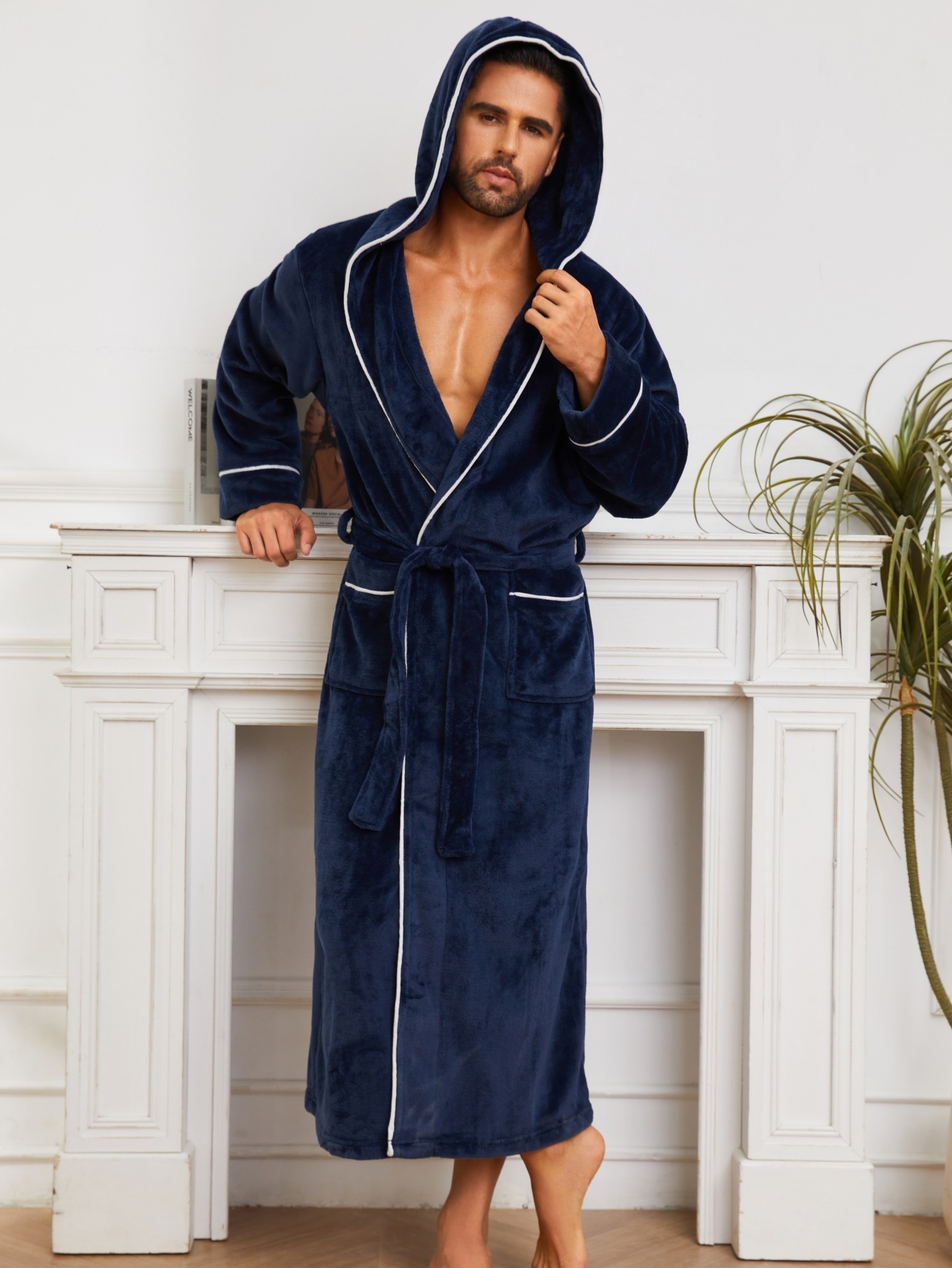 Men's Flannel Bathrobe 2 Men's Flannel Bathrobe - Image 2