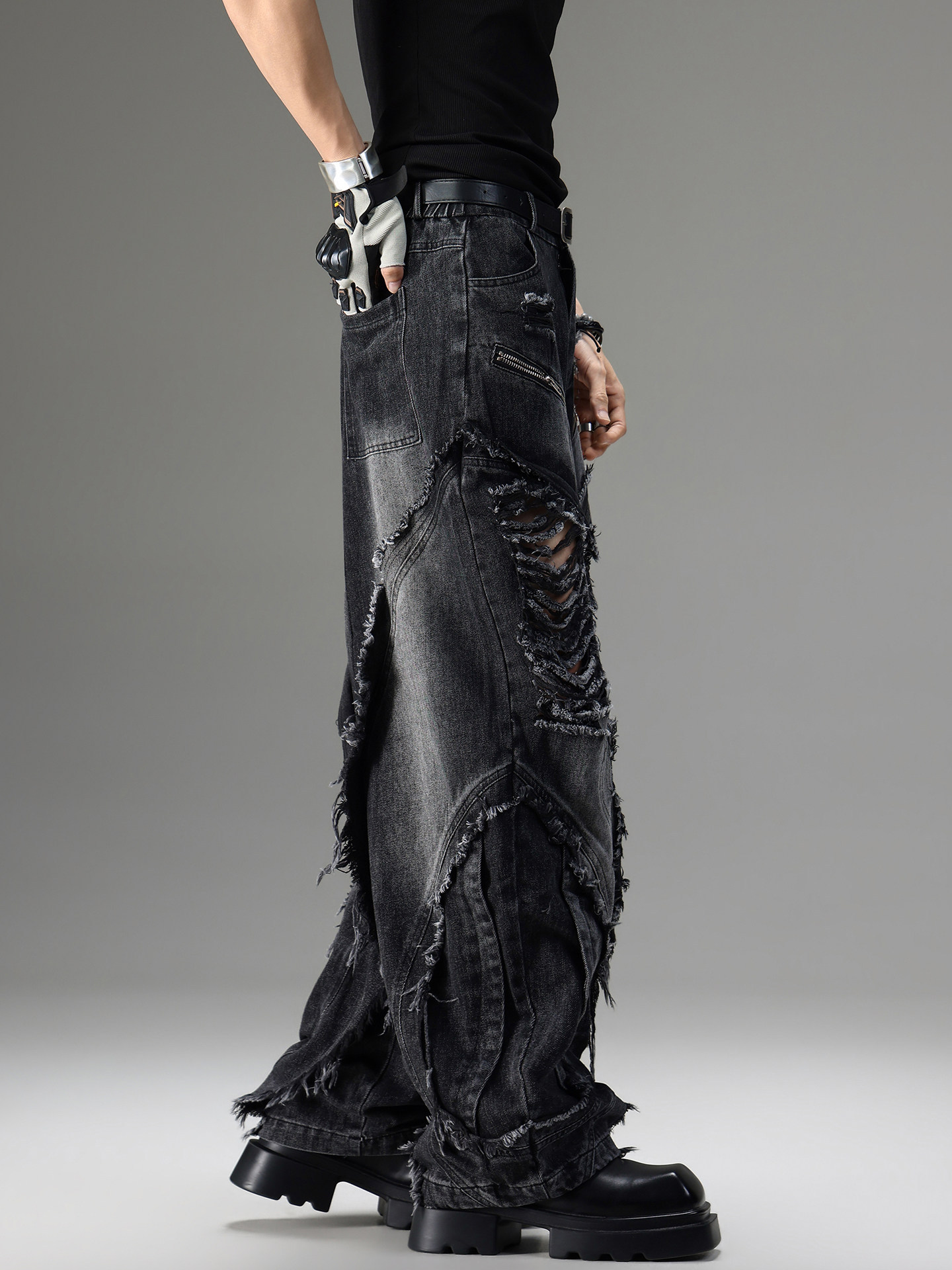 American-style Vintage Deconstructed Distressed Jeans 2 American-style Vintage Deconstructed Distressed Jeans - Image 2