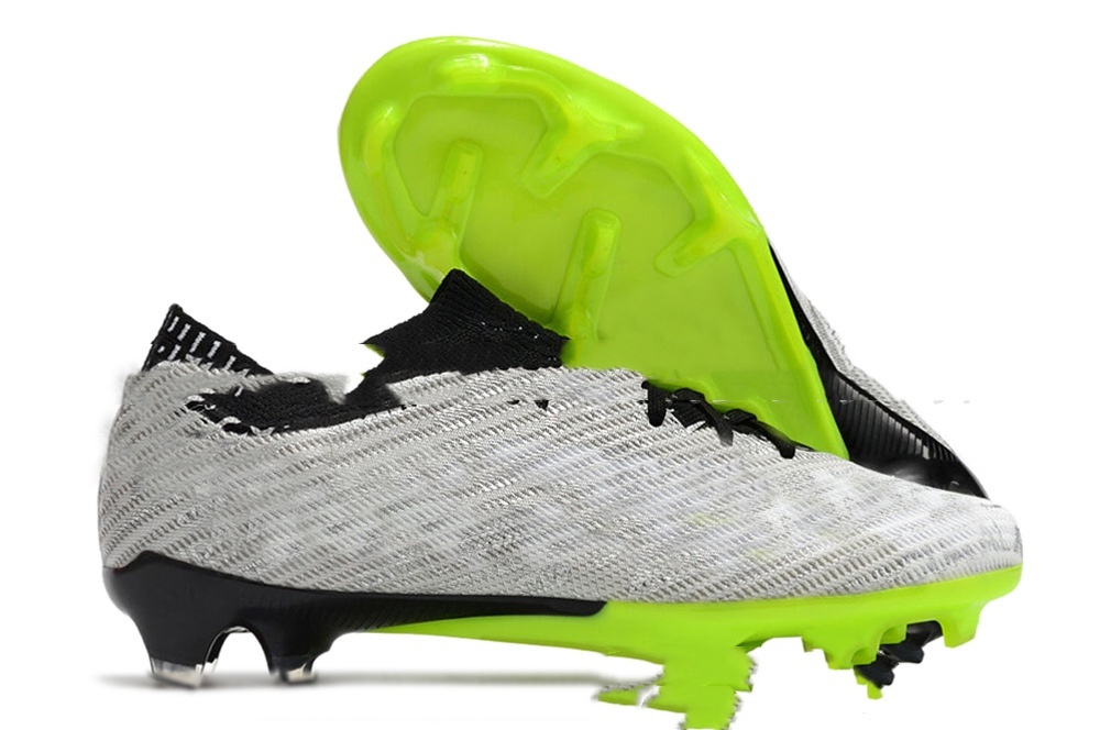 Men's Air Cushion Waterproof Knitted FG Studs Soccer Shoes 7 Men's Air Cushion Waterproof Knitted FG Studs Soccer Shoes - Image 7