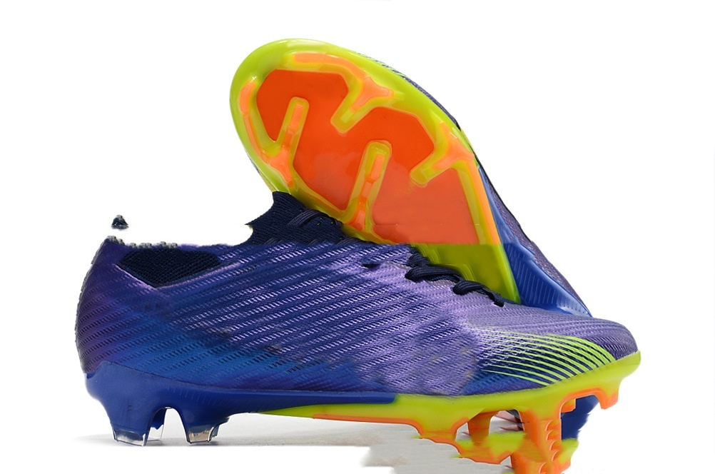 Men's Air Cushion Waterproof Knitted FG Studs Soccer Shoes 3 Men's Air Cushion Waterproof Knitted FG Studs Soccer Shoes - Image 3