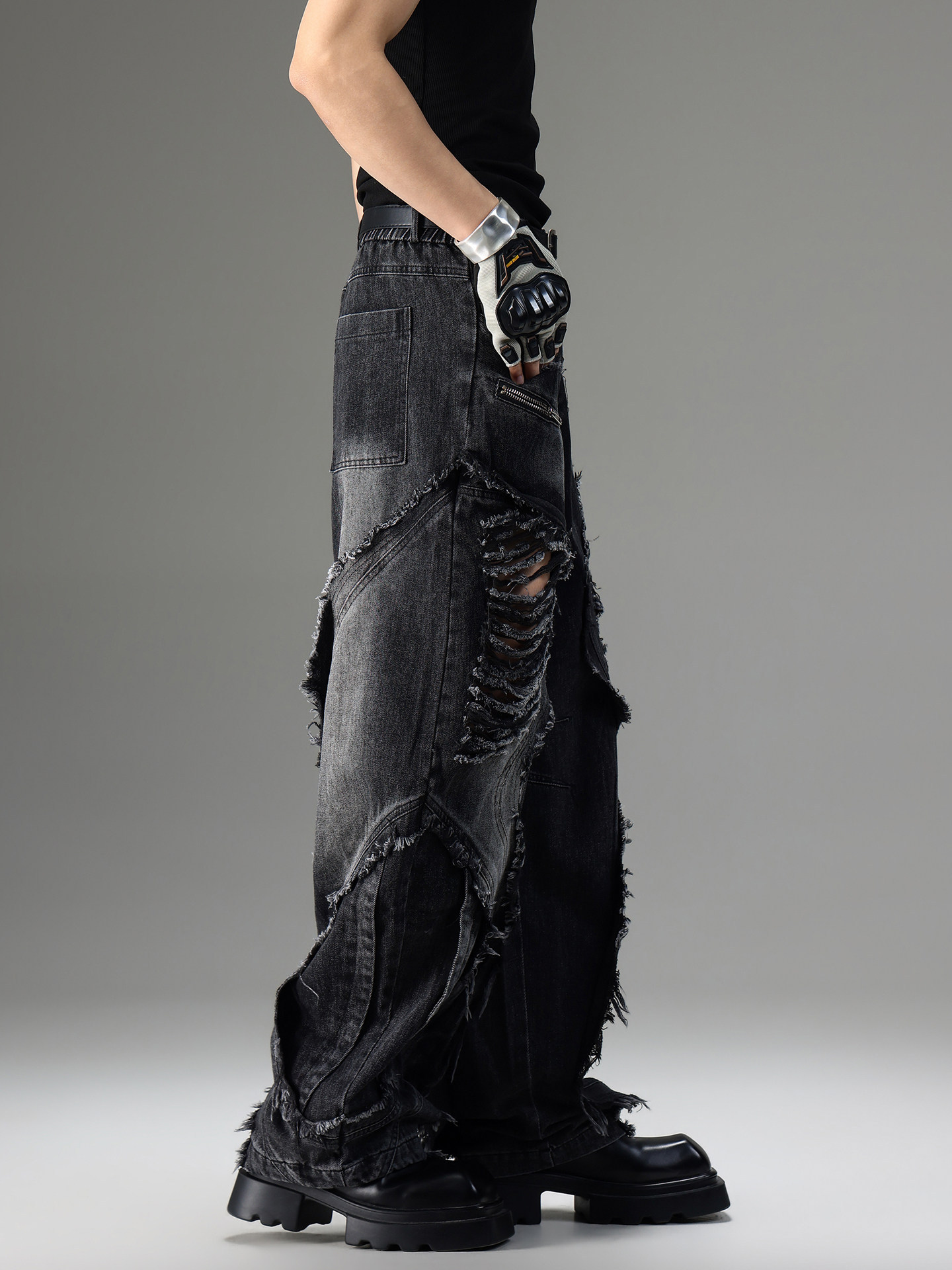 American-style Vintage Deconstructed Distressed Jeans 6 American-style Vintage Deconstructed Distressed Jeans - Image 6