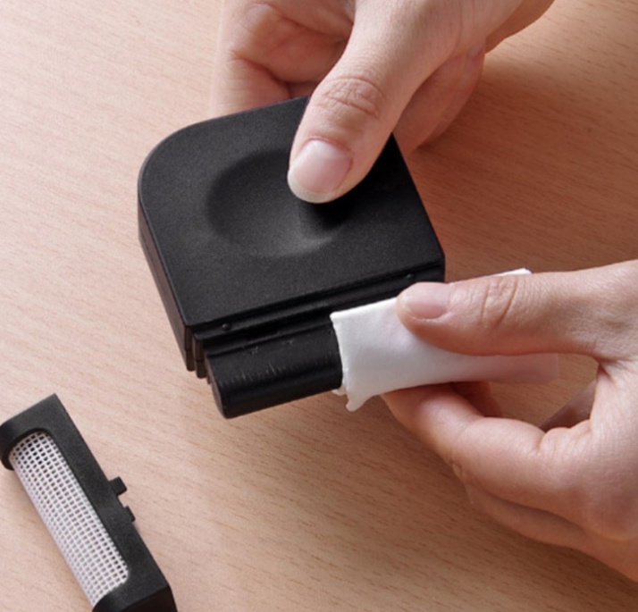 Portable Manual Sofa Clothes Cleaning Brushes 3 Portable Manual Sofa Clothes Cleaning Brushes - Image 3
