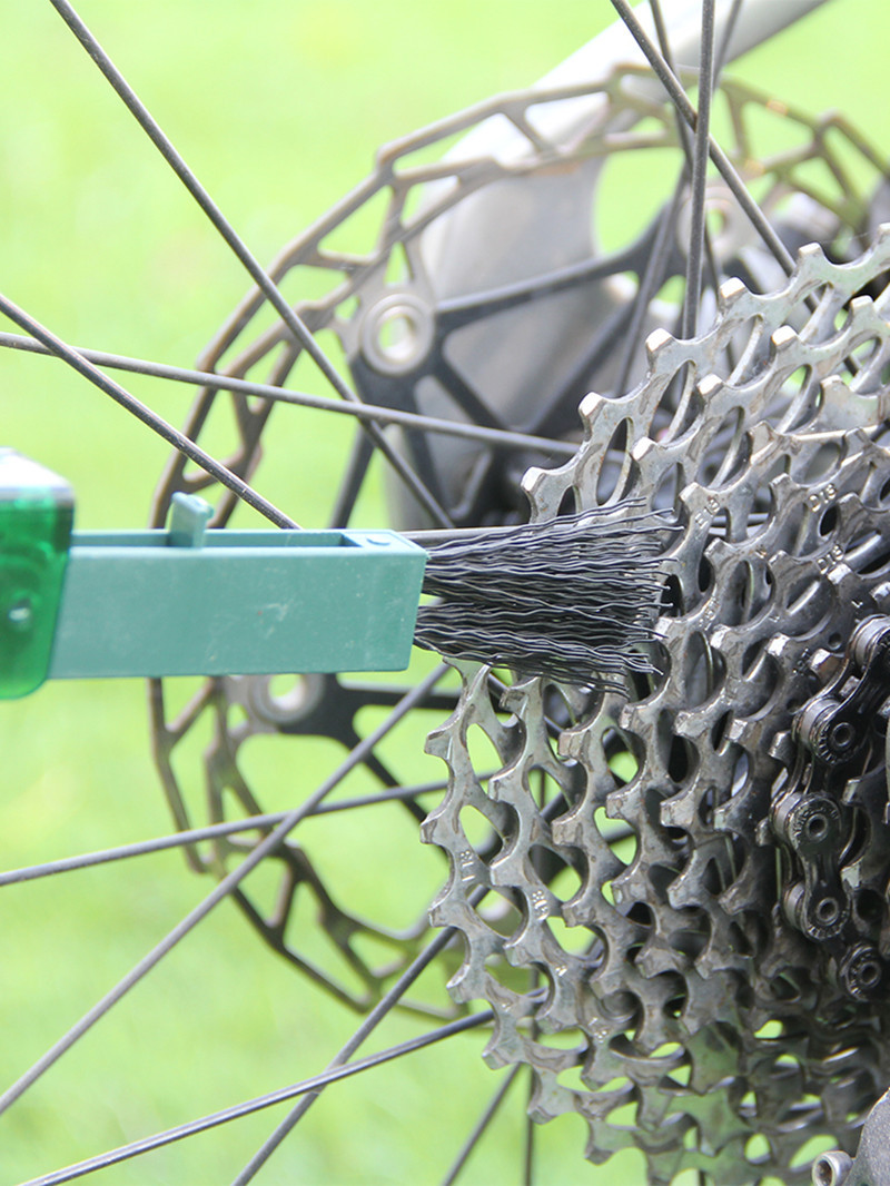 Bicycle Chain Cleaner Scrubber Brush Set 3 Bicycle Chain Cleaner Scrubber Brush Set - Image 3