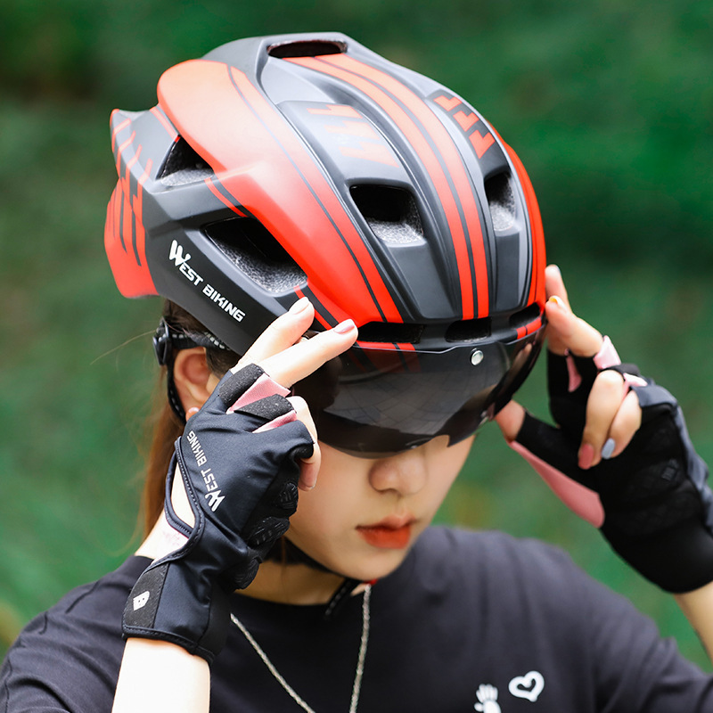 Cycling Helmet Integrated With Goggles Helmet Mountain Road Bike Helmet Equipment 6 Cycling Helmet Integrated With Goggles Helmet Mountain Road Bike Helmet Equipment - Image 6