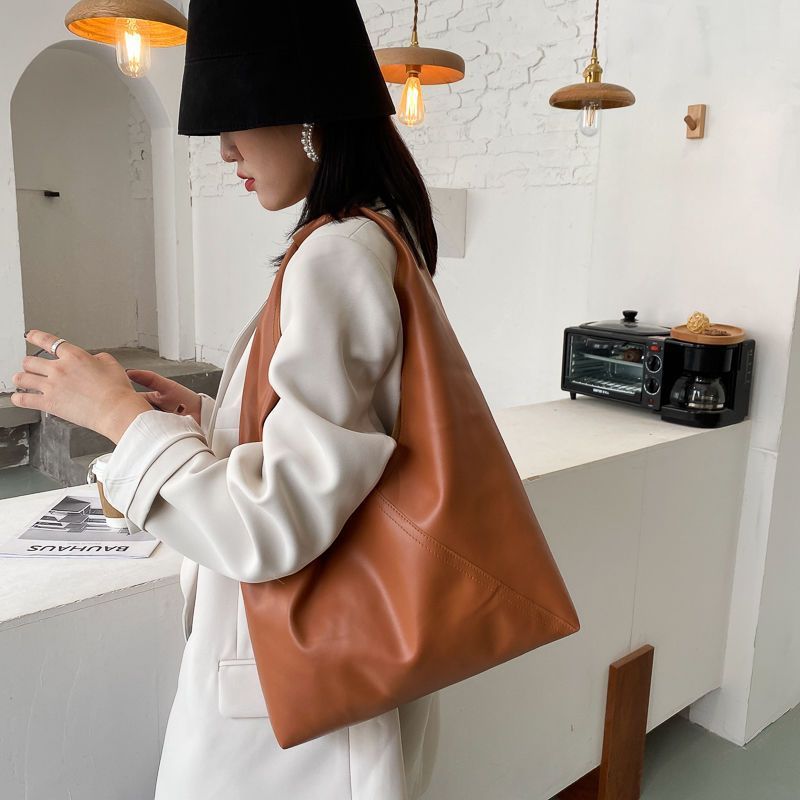 Women's Shoulder Bag 5 Women's Shoulder Bag - Image 5