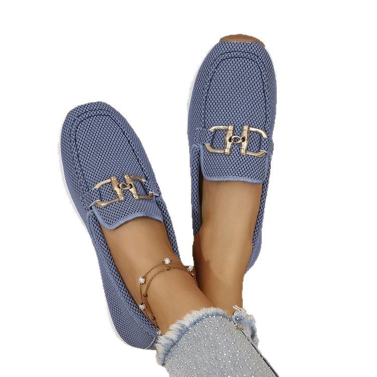 Women's Solid Color Flat Sneakers 5 Women's Solid Color Flat Sneakers - Image 5