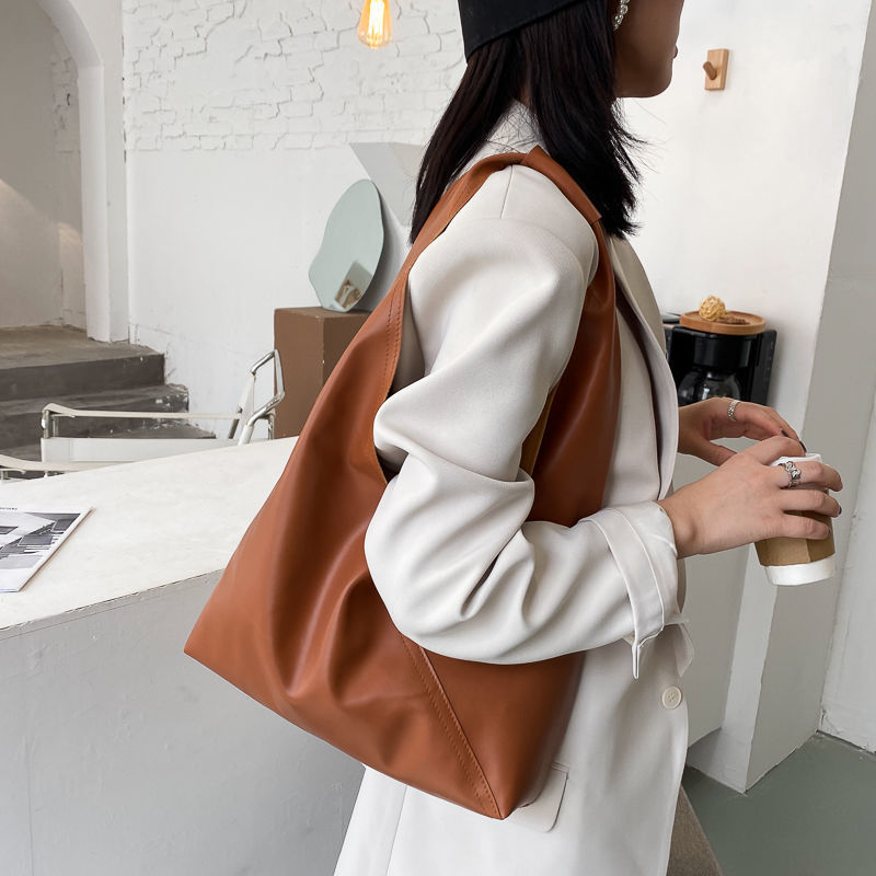 Women's Shoulder Bag 8 Women's Shoulder Bag - Image 8