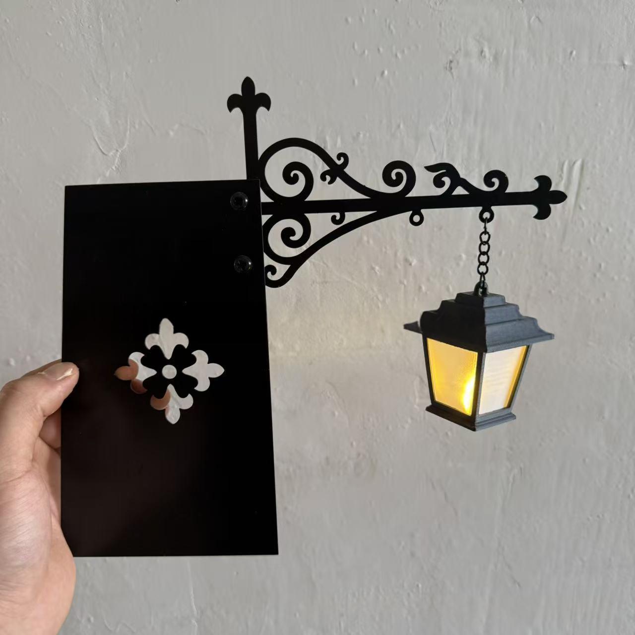 LED Bookshelf Lamp Lantern Style For Halloween 7 LED Bookshelf Lamp Lantern Style For Halloween - Image 7
