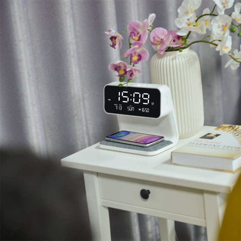 Creative 3 In 1 Bedside Lamp Wireless Charging LCD Screen Alarm Clock Wireless Phone Charger 5 Creative 3 In 1 Bedside Lamp Wireless Charging LCD Screen Alarm Clock Wireless Phone Charger - Image 5