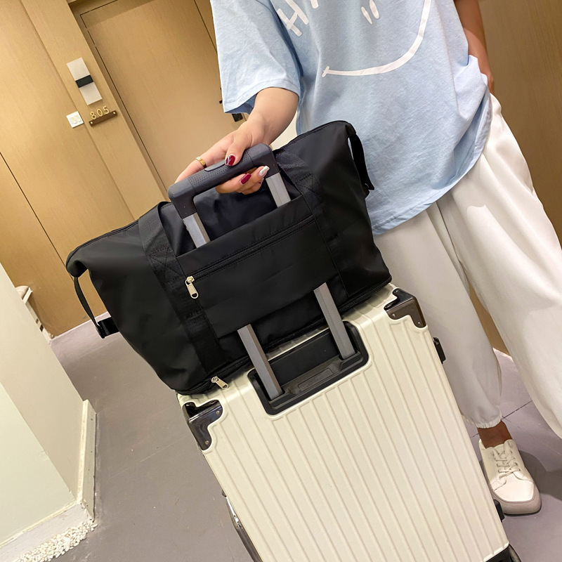 Waterproof Large Capacity Foldable Storage Travel Bag 2 Waterproof Large Capacity Foldable Storage Travel Bag - Image 2