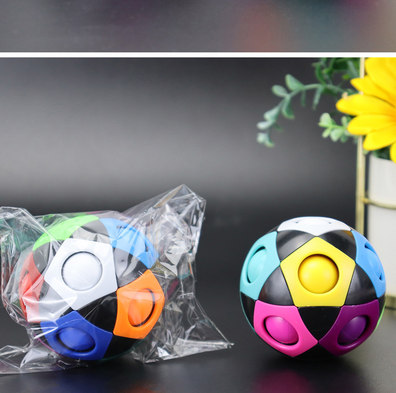 Decompression Soccer Rainbow Ball Magic Cube 12-hole 3 Decompression Soccer Rainbow Ball Magic Cube 12-hole - Image 3