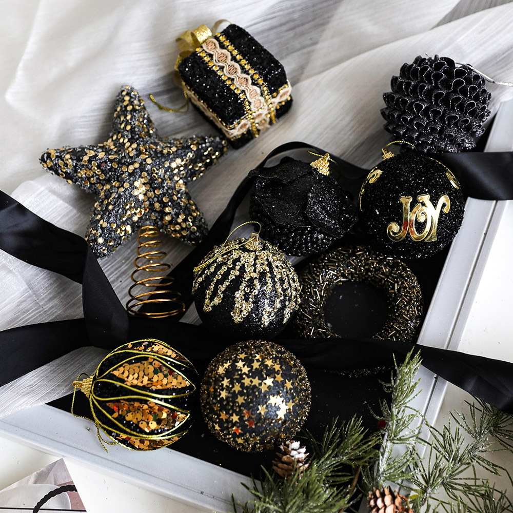 Black And Gold Plush Christmas Ball Christmas Tree Ornament 5 Black And Gold Plush Christmas Ball Christmas Tree Ornament - Image 5